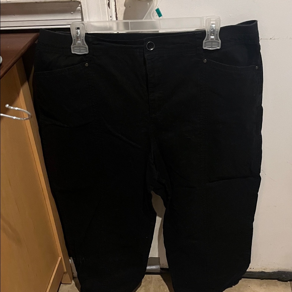 Croft & Barrow Women's Black Straight Leg Pants